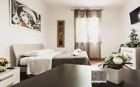 Guest House